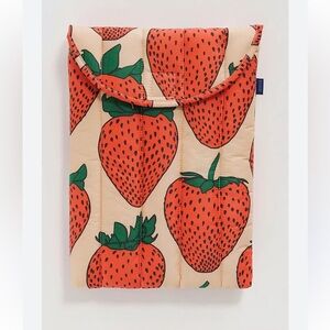 BAGGU Strawberry Print Quilted Pouch . BAGGU Strawberry 13" Laptop Sleeve